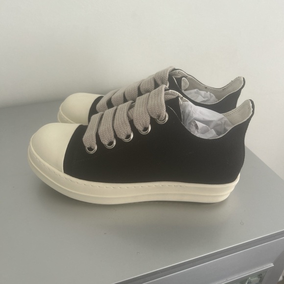 Black and Cream Casual Sneakers
